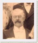 Barton, Frederick Searle (seare) abt 1908 * London, Shoreditch area, b. 1854, d. 1935 married Elizabeth Barr. 
Submitter: Louise Gilder louise.g@xalt.co.uk * 193 x 226 * (10KB)